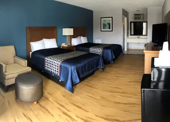 Relax Inn hotel thumbnail 7