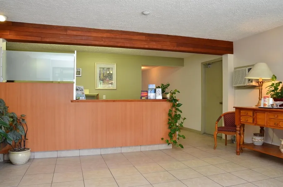 Canadas Best Value Inn Kelowna hotel detail image 2
