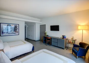 Clinton Hotel South Beach hotel thumbnail 6