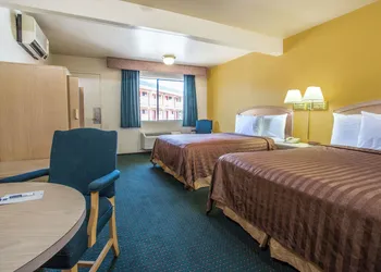Travelodge by Wyndham Turlock hotel thumbnail 3