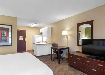 Studio 6 Extended Stay Rochester Greece NY hotel thumbnail 6