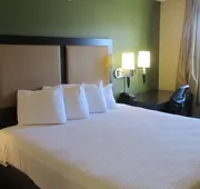 MainStay Suites Rochester South Mayo Clinic hotel detail image 7