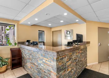Quality Inn hotel thumbnail 7