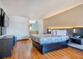 Motel 6 Bossier City, LA hotel thumbnail 7