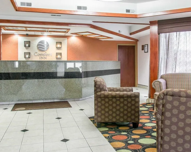 Comfort Inn Maumee - Perrysburg Area hotel detail image 2