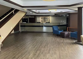 Comfort Inn Maumee - Perrysburg Area hotel thumbnail 6