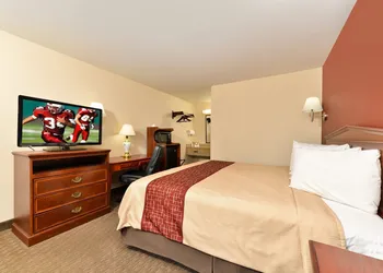 Red Roof Inn Dalton hotel thumbnail 5