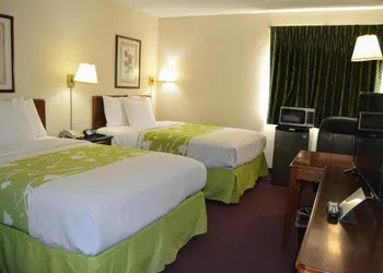 Extended Stay Warrenton Inn hotel thumbnail 3