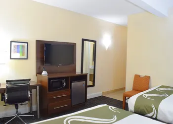 Quality Inn & Suites Middletown - Newport hotel thumbnail 7