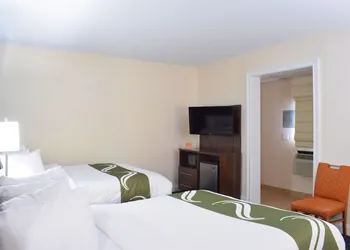 Quality Inn & Suites Middletown - Newport hotel thumbnail 8