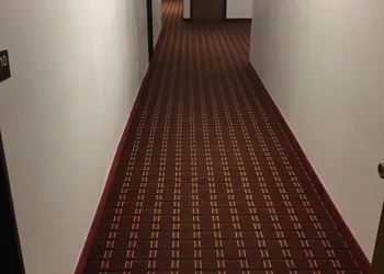 Luxury Inn & Suites hotel thumbnail 7