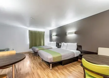 Studio 6 Orange, TX hotel thumbnail 7