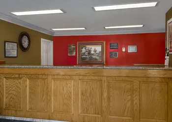Super 8 by Wyndham Breaux Bridge hotel thumbnail 2