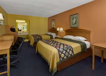 Super 8 by Wyndham Breaux Bridge hotel thumbnail 8