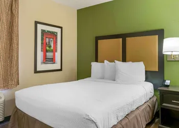 Extended Stay America Suites Detroit Madison Heights hotel thumbnail 5