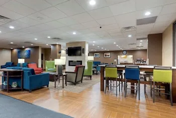 Comfort Inn Binghamton I-81 hotel thumbnail 5