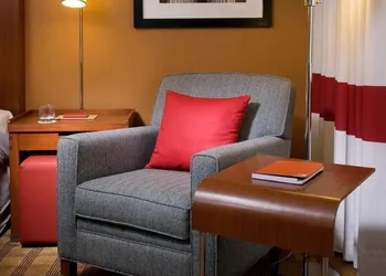 Four Points by Sheraton Winnipeg South hotel thumbnail 6