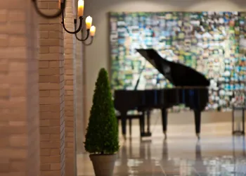 Renaissance New Orleans Arts Warehouse District Hotel hotel thumbnail 3