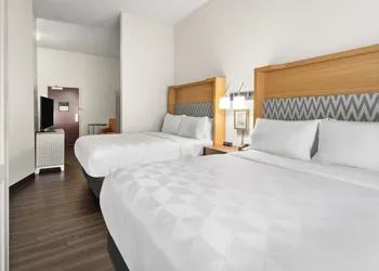 Holiday Inn & Suites Bothell by IHG hotel thumbnail 8