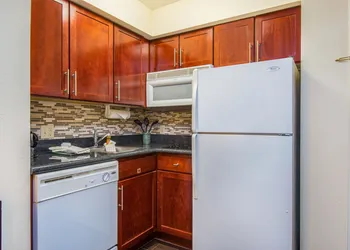 Staybridge Suites Allentown West by IHG hotel thumbnail 7