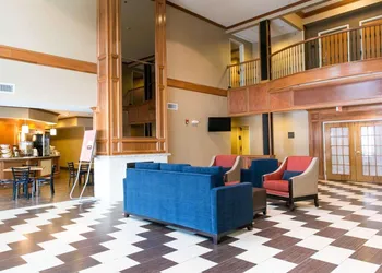 Comfort Suites Benton Harbor - St. Joseph hotel thumbnail 2