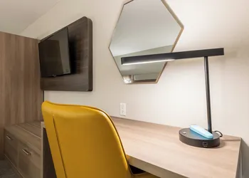 Holiday Inn Express Van Nuys by IHG hotel thumbnail 3