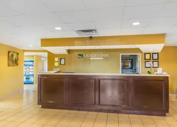 Quality Inn Calera I-65 exit 231 hotel thumbnail 3