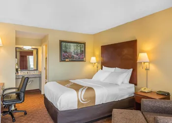 Quality Inn Calera I-65 exit 231 hotel thumbnail 7