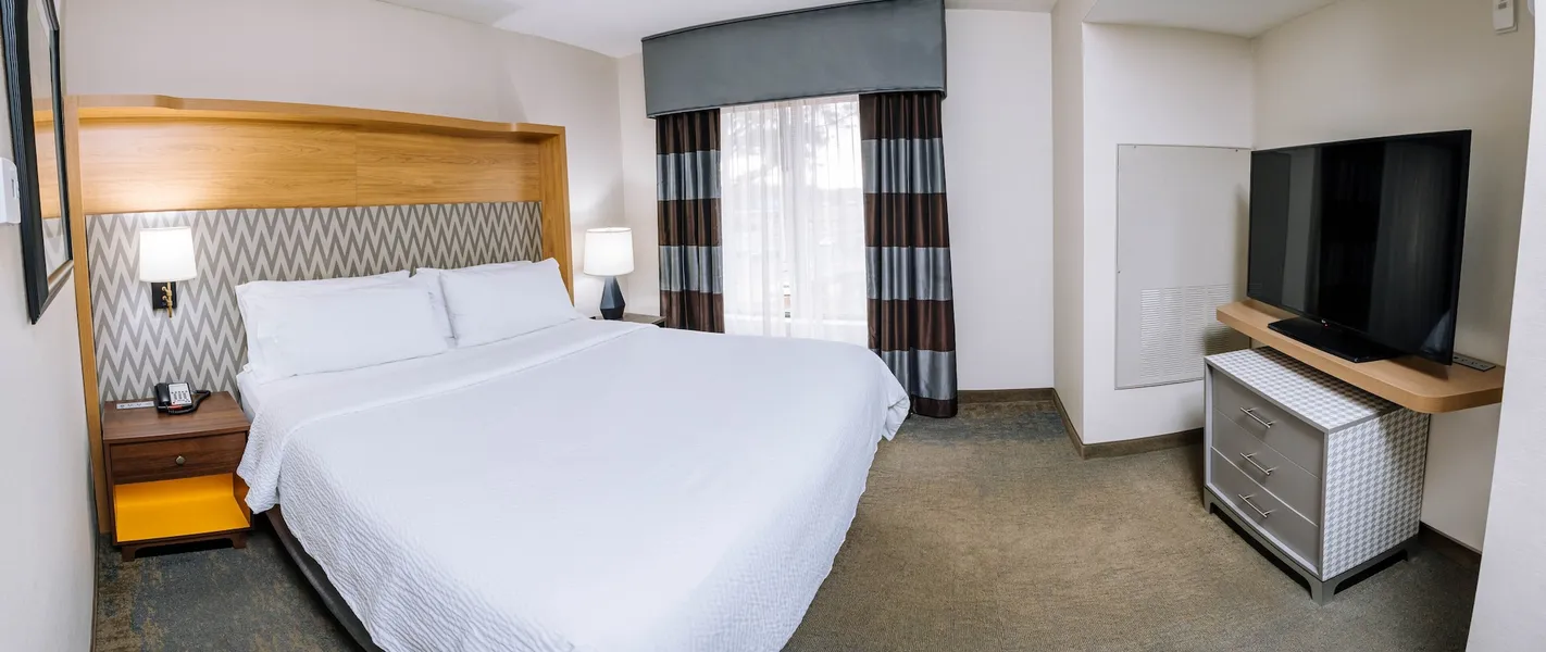 Holiday Inn & Suites Stockbridge/Atlanta I-75 by IHG hotel detail image 2