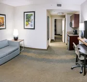 Holiday Inn & Suites Stockbridge/Atlanta I-75 by IHG hotel detail image 3