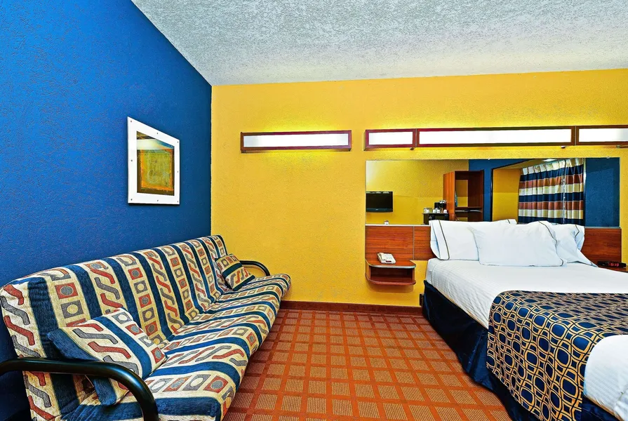 Microtel Inn & Suites by Wyndham New Braunfels hotel detail image 6