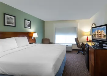 Days Inn by Wyndham Greenville hotel thumbnail 6