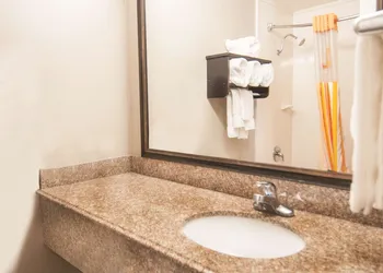 La Quinta Inn by Wyndham San Antonio Brooks City Base hotel thumbnail 6