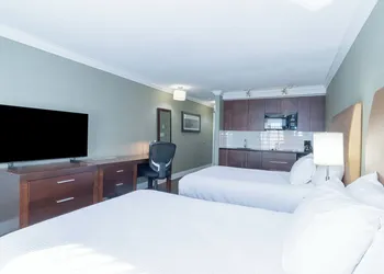 Sandman Hotel Vernon hotel thumbnail 8