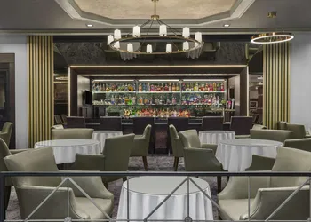 DoubleTree by Hilton Fort Lee - George Washington Bridge hotel thumbnail 3
