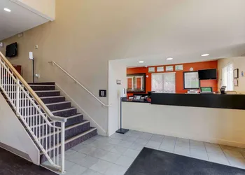 Studio 6 Suites Greenville, SC - Haywood Mall hotel thumbnail 2
