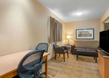 Studio 6 Suites Greenville, SC - Haywood Mall hotel thumbnail 8