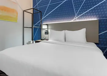 Comfort Inn hotel thumbnail 6