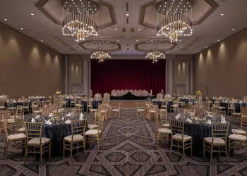 Renaissance Dallas Addison Hotel hotel thumbnail 3