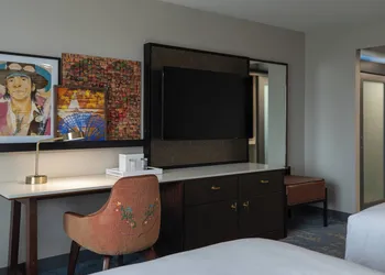 Renaissance Dallas Addison Hotel hotel thumbnail 7