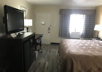SureStay by Best Western Mesa Downtown Area hotel thumbnail 5