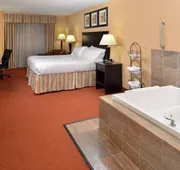 Holiday Inn Martinsburg by IHG hotel detail image 3