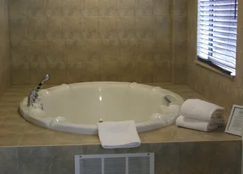 Hampton Inn & Suites Lino Lakes hotel thumbnail 8