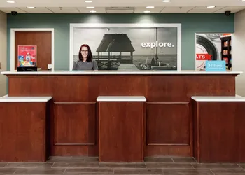 Hampton Inn & Suites Navarre hotel thumbnail 3