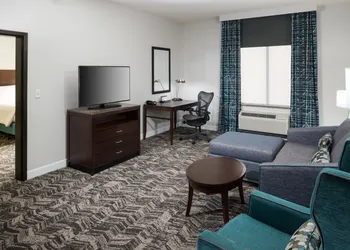 Hilton Garden Inn DFW North Grapevine hotel thumbnail 6