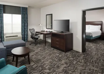 Hilton Garden Inn DFW North Grapevine hotel thumbnail 7