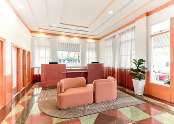 Waldorf Towers South Beach hotel thumbnail 2