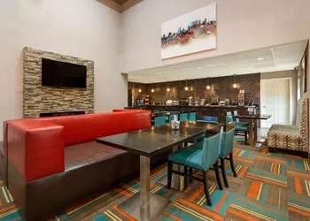 Best Western Bradbury Inn & Suites hotel thumbnail 2