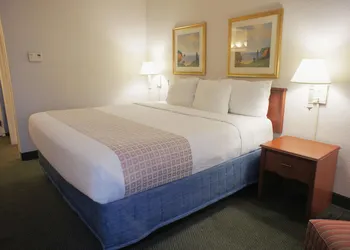 La Quinta Inn by Wyndham Ft. Lauderdale Tamarac East hotel thumbnail 4