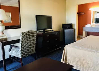 Executive Inn hotel thumbnail 7